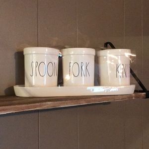 Brand new utensil cups Rae Dunn